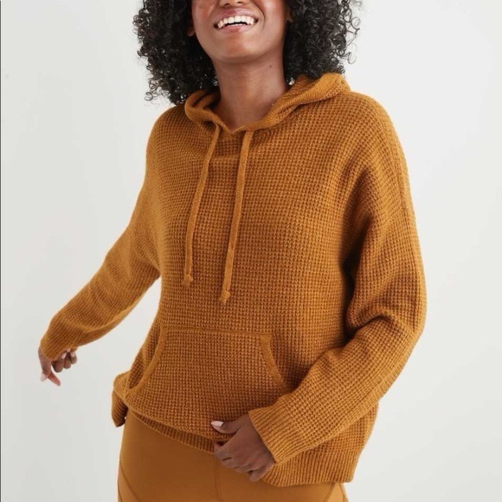 NWT Aerie Mustard Waffle Knit Hoodie Oversized Cabincore Pullover Size Medium‎